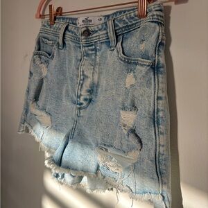 Hollister Co Curvy Ultra High Rise Mom Shorts